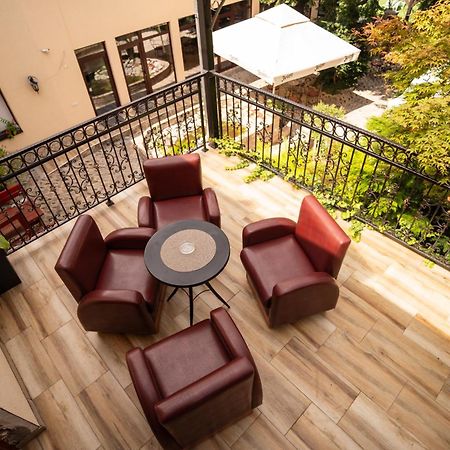 مبيت وإفطار اباتين Garden House المظهر الخارجي الصورة